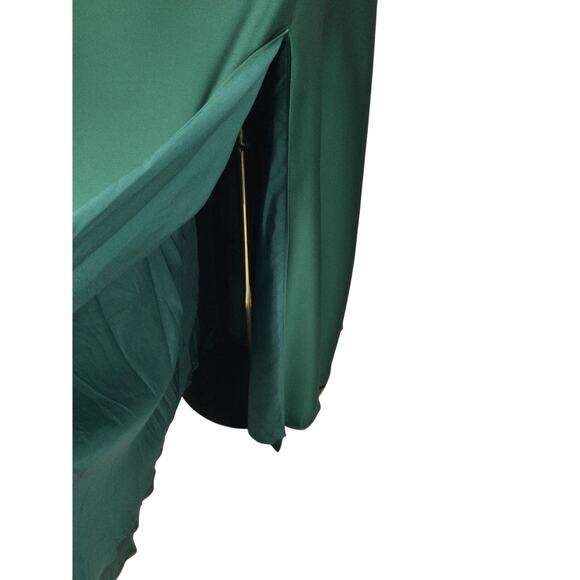 Elegant Green Maxi Dress - Picture 3 of 8